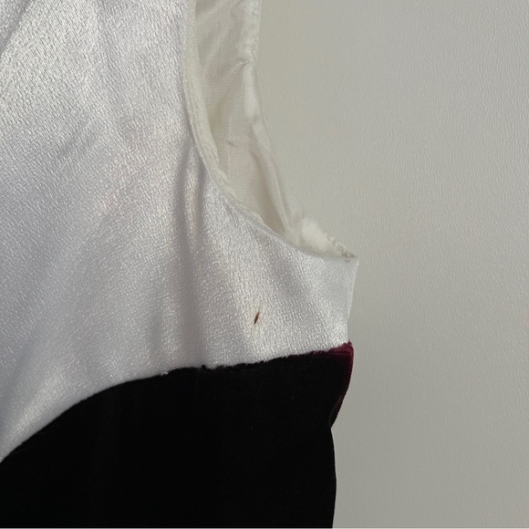 Vintage Reggio Elegant Black and White Burgundy Evening Gown-Size 8 - Picture 7 of 11